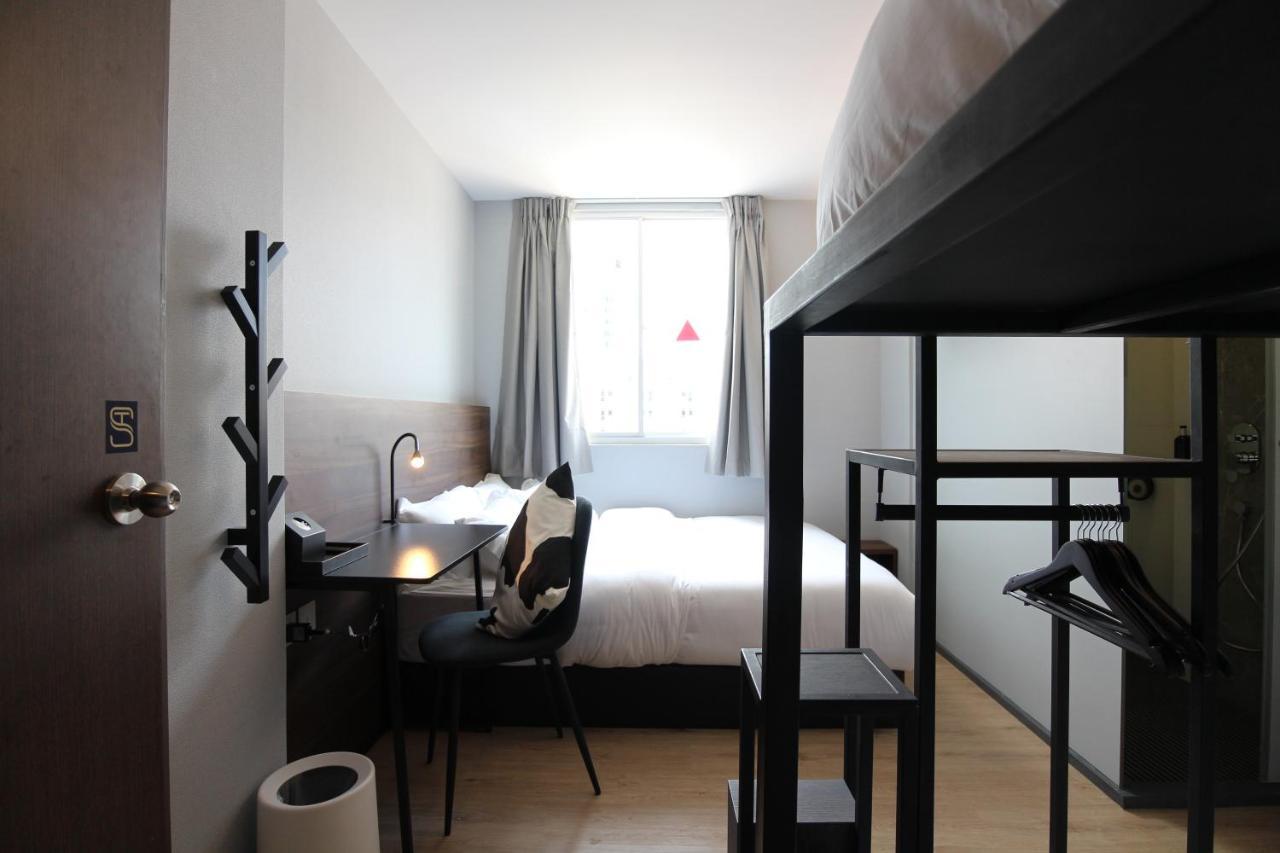 St Signature Bugis Beach, Short Overnight, 12 Hours, Check In 7pm Or 9pm Hotel Singapur